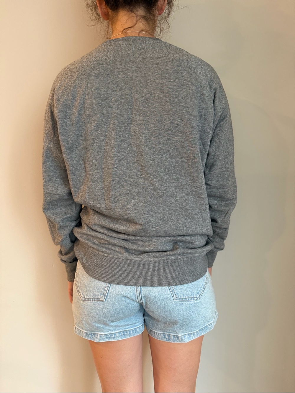 Gymshark Heather Gray Crewneck Sweatshirt - Picture 2 of 3